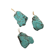 Load image into Gallery viewer, SN469 Slice of turquoise stone in a 18K Gold Plated choker