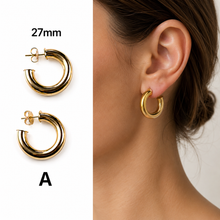 Load image into Gallery viewer, SE977 18 Gold Plated shinny Hoops
