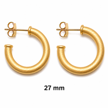 Load image into Gallery viewer, SE1032 4mm Brushed 18K Gold Plated Hoops