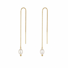 Load image into Gallery viewer, SE1065 18K Gold Plated Thread Earrings with a freshwater Pearl