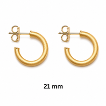 Load image into Gallery viewer, SE1030 2.5mm Brushed 18k Gold Plated Hoops
