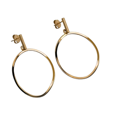 Load image into Gallery viewer, SE1026 18K Gold Plated Wavy circle Earrings