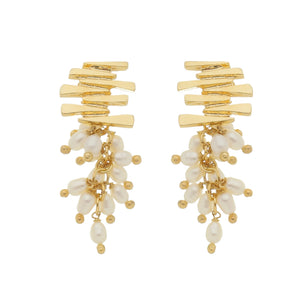 SE547FP Gold Plated Earrings with Fresh Water Pearls