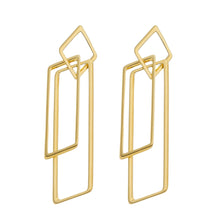 Load image into Gallery viewer, SE736 18k Gold Plated Earrings