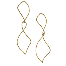 Load image into Gallery viewer, SE937 18K Gold Plated Earrings