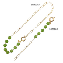 Load image into Gallery viewer, SN429GR 18K Gold Plated necklace with Green Calcite