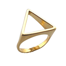 Load image into Gallery viewer, SR110A &quot;Triangle&quot; Geometric Design 18K Gold Plated Ring