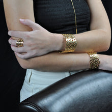 Load image into Gallery viewer, SB102 Narrow Bubble Cuff Bracelet