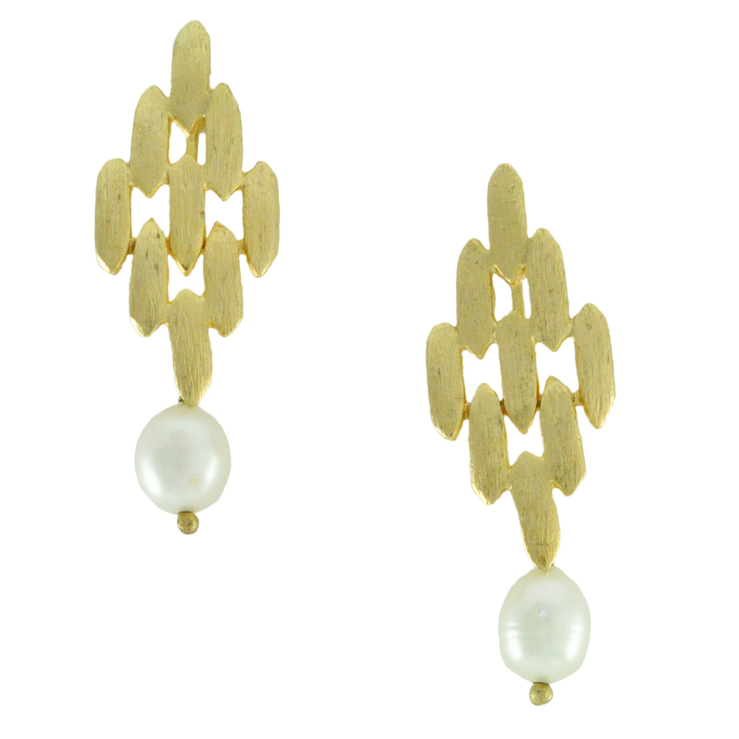 SE492 Earrings with Fresh Water Pearls