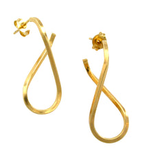 Load image into Gallery viewer, SE522B 18K Gold Plated Earrings