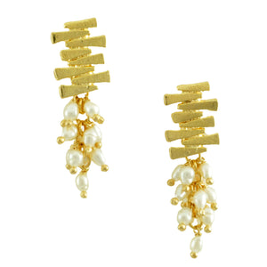 SE547FP Gold Plated Earrings with Fresh Water Pearls