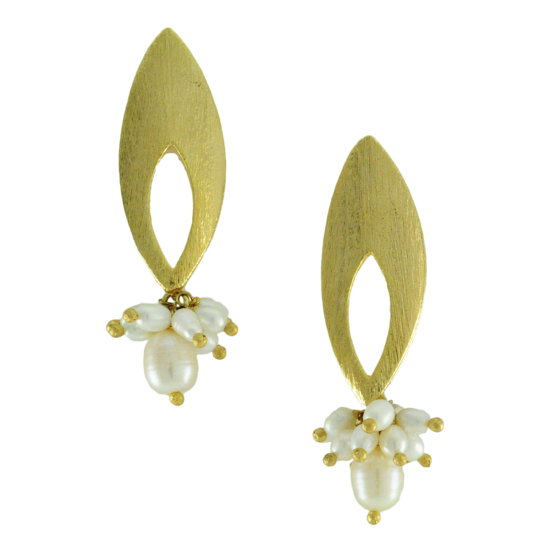 SE636 18k Gold Plated Earrings with Fresh Water Pearls