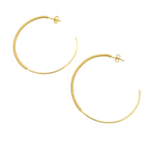 Load image into Gallery viewer, SE648SM 18 K Gold Plated Hoops