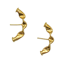 Load image into Gallery viewer, SE845B 18K Gold Plated &quot;half moon&quot; Earrings